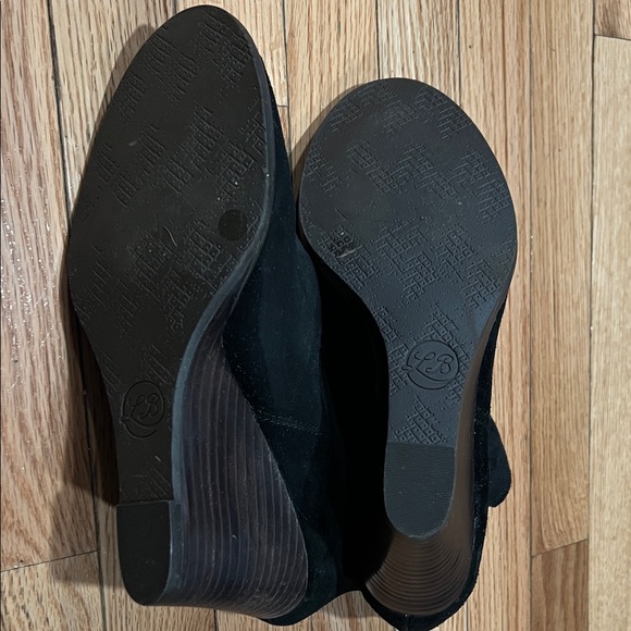 Lucky Brand Black Ankle Booties - Picture 5 of 5